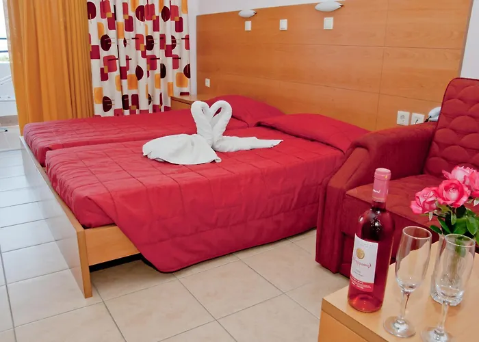Tigaki's Star Hotel