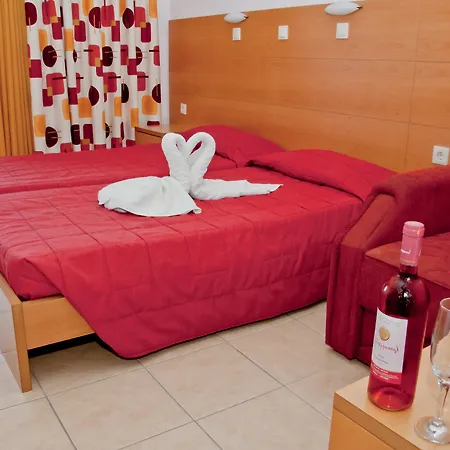 Tigaki's Star Hotel